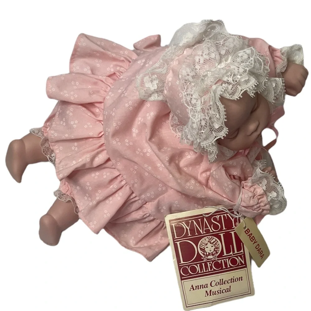 Vintage Musical Baby Dara Porcelain Wind Up Music Box Dynasty Doll Collection